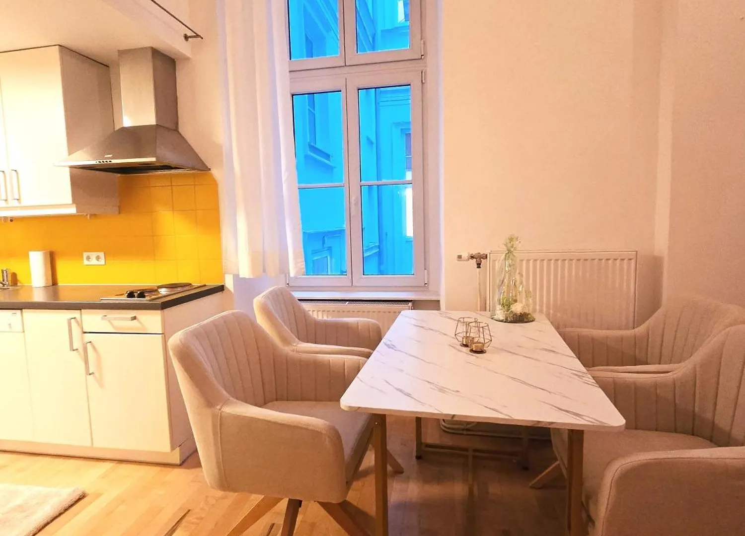 Charmante Hofwohnung Im Herzen Von Wien 0*, Vienna Austria
